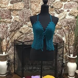 crocheted shell stitch halter top 🧶 #festival wear  #cochella2025